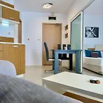 Menada - Rainbow 3 - Modern Апартамент