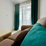 Menada - Rainbow 3 - Modern